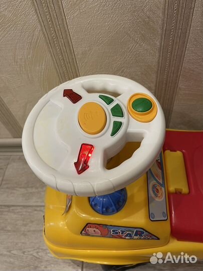 Машинка-каталка толокар