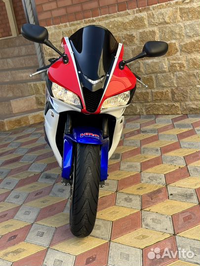 Honda CBR 600RR 2011