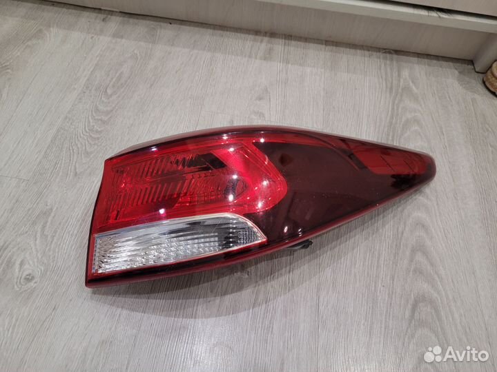 Фонарь задний правый кио рио икс лайн