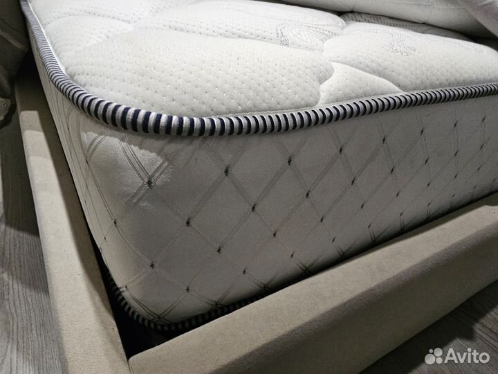 Почти новый матрас аскона Glen Haven 180 *200