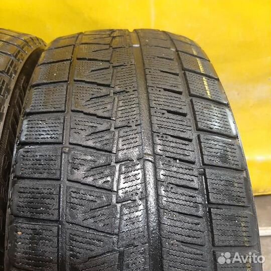 Bridgestone Blizzak Revo GZ 215/55 R17