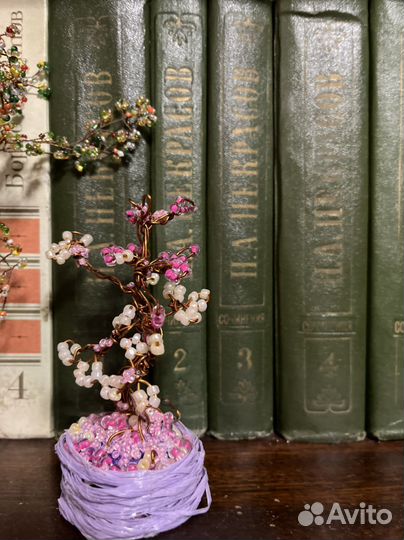 Деревья из бисера