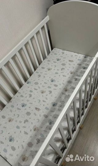 Детская кроватка