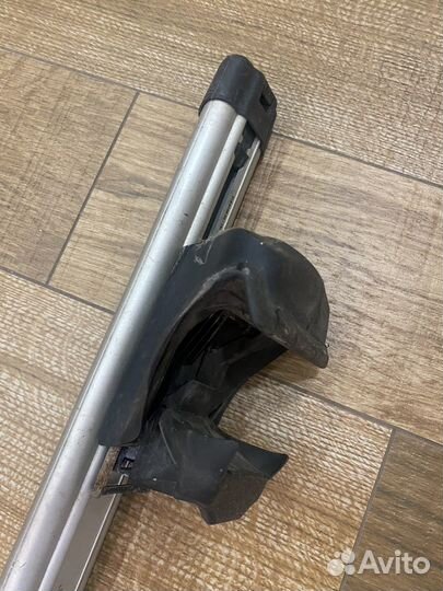 Багажник на крышу thule