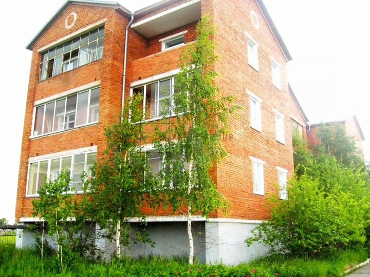 4-к. квартира, 113,5 м², 2/3 эт.