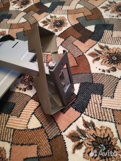 Кронштейн для телевизора