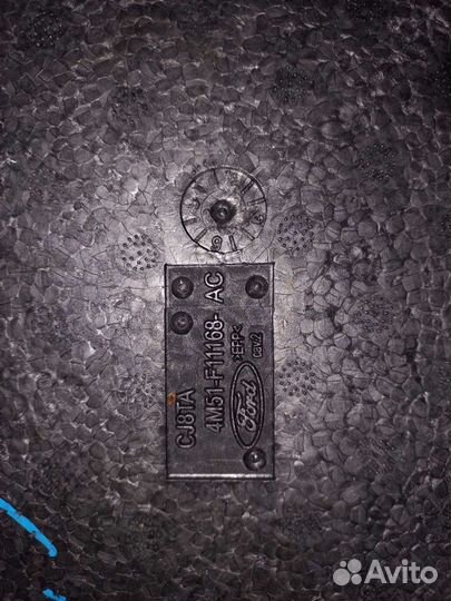 Ящик инструментальный Ford Focus 2 2008