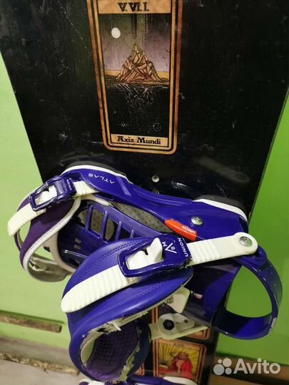 Сноуборд с креплениями