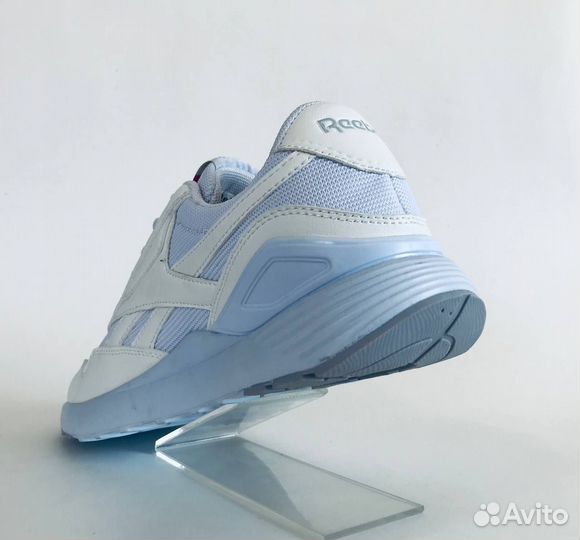 Кроссовки 42р Reebok Новые