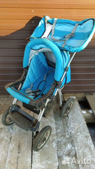 Детская коляска 3 в 1