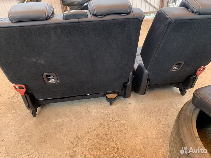 2 й и 3 й ряд сидений GL 500