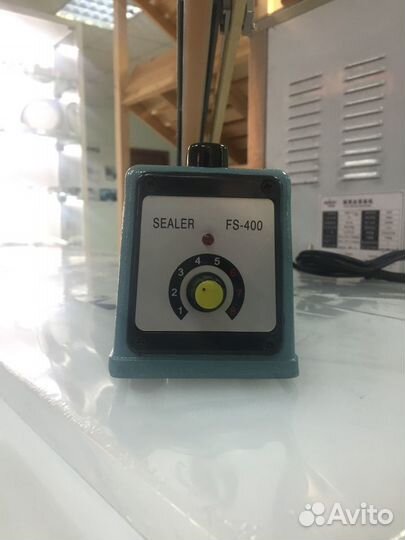 Запайщик с боковым ножом FS-400C