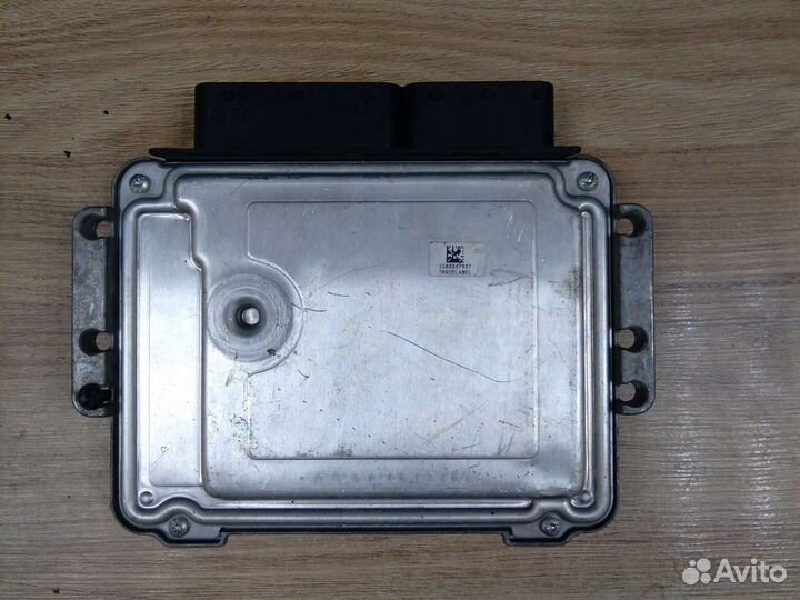 Блок управления двигателем Ford Focus 3 2.0 бензин