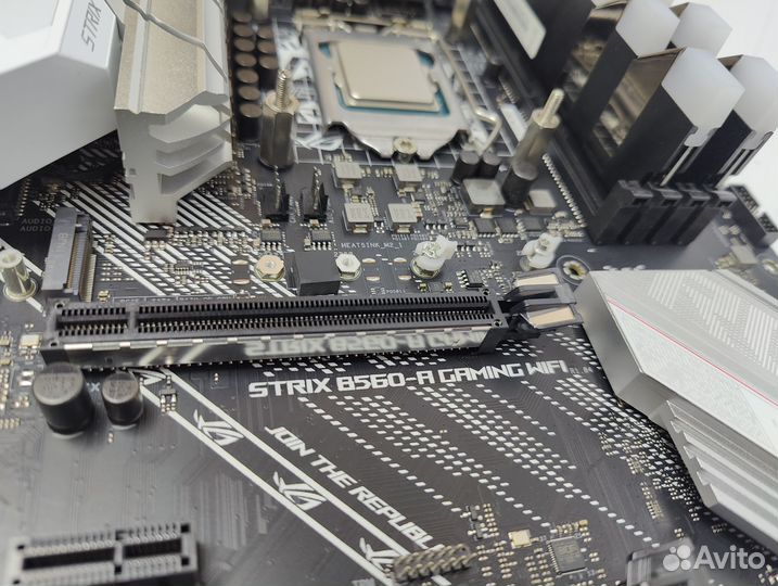 Материнская плата B560 Asus ROG strix Wi-Fi \ 1200