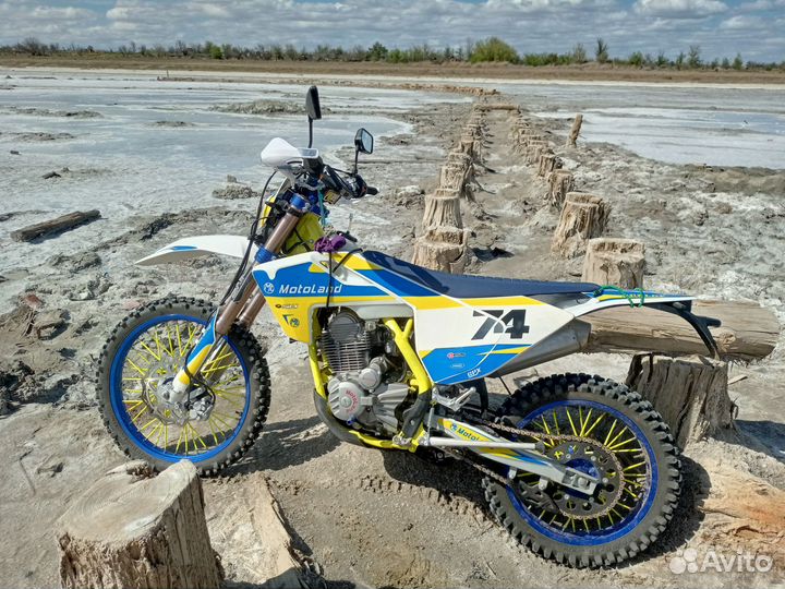 Мотоцикл Motolend XT 250 ST с птс