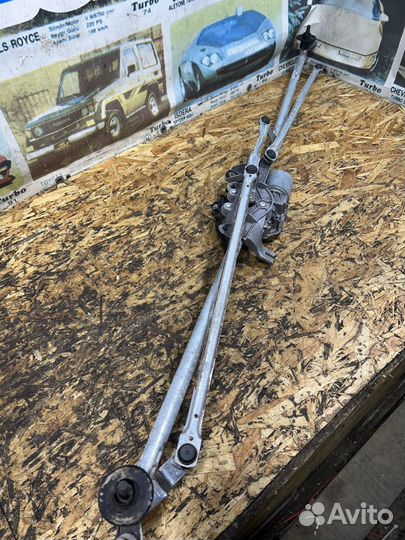 Трапеция дворников Опель Астра J