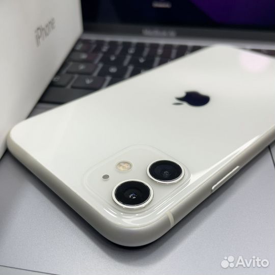 iPhone 11, 64 ГБ