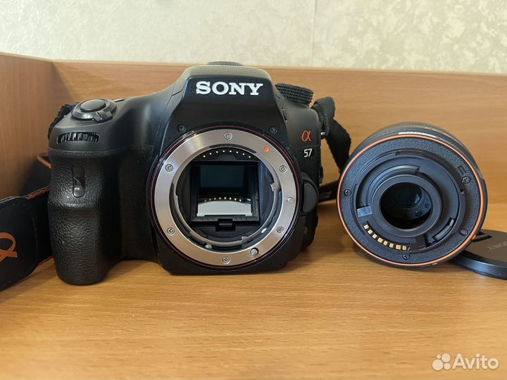 Зеркальный фотоаппарат sony SLT-A57