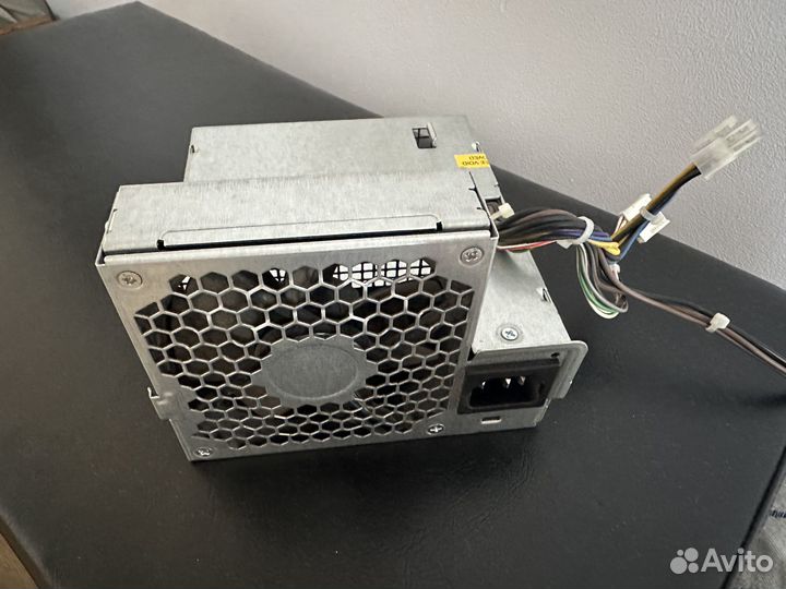 Блок питания HP 240W Power Supply HP-2402E0