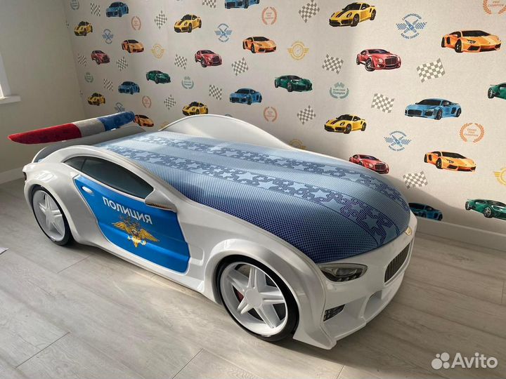 Кровать машинка со спальным местом 180/80