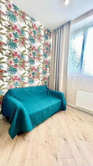 2-к. квартира, 72,7 м², 1/9 эт.