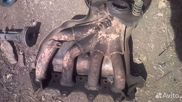 Коллектор выпускной Renault Megane 2 Рено Меган 2