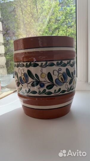 Горшок-кашпо для цветов