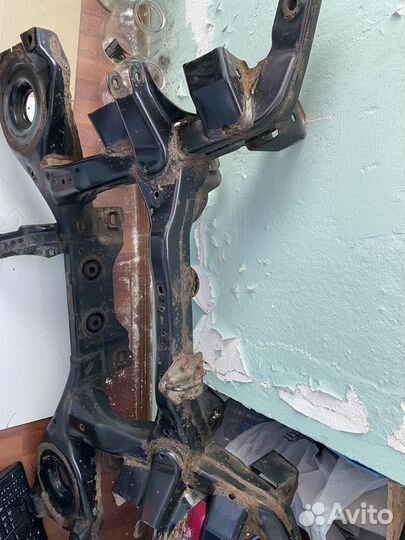 Подрамник задний ниссан пасфаидер r 51