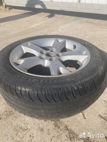 Bfgoodrich G-Grip 215/55 R17
