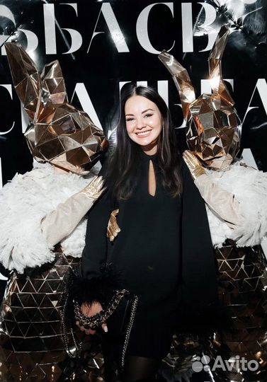 Горилла, зайцы, мишка, чебурашка