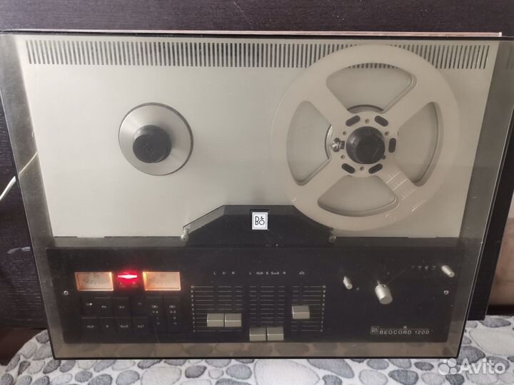 Катушечный магнитофон Bang & Olufsen Beocord 1200