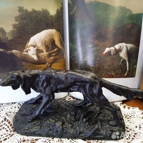 Чугунная статуэтка Собака Куса