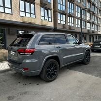 Jeep Grand Cherokee 3.6 AT, 2022, 11 000 км, с пробегом, цена 2 600 000 руб.