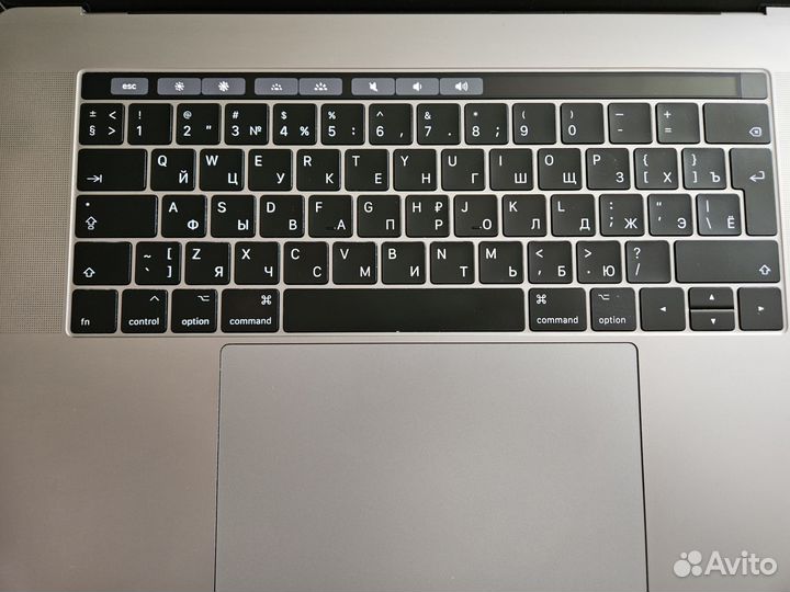 Macbook pro 15 2017 i7 16gb