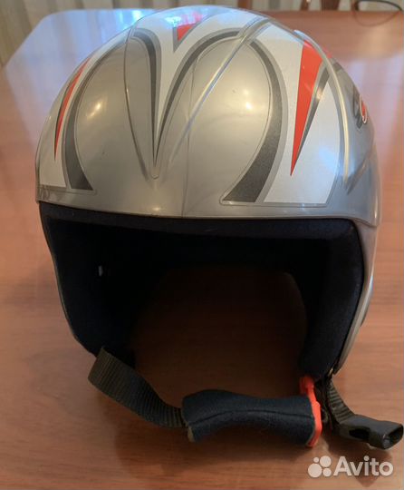 Шлем для горных лыж