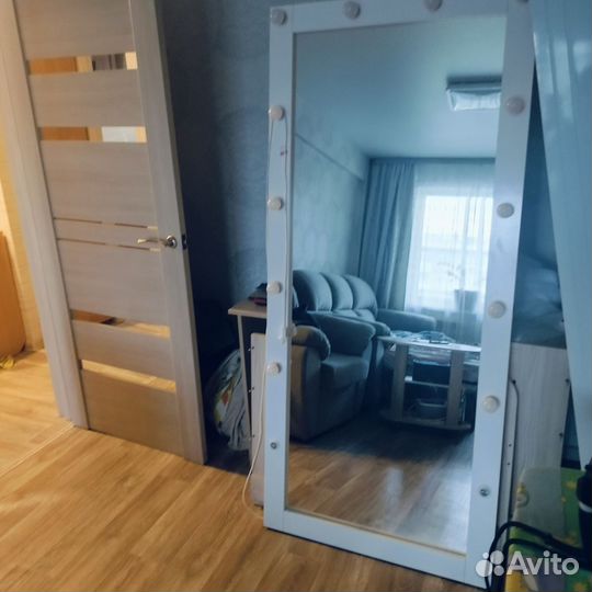 Продам зеркало