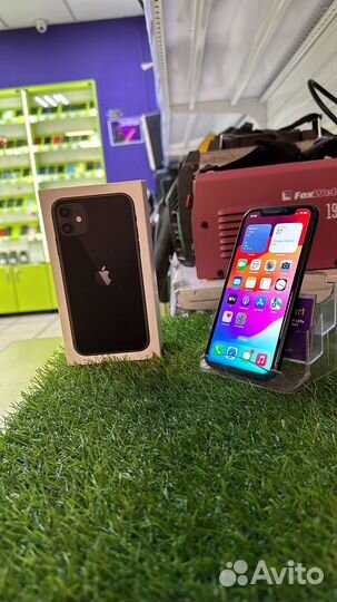 iPhone 11, 64 ГБ