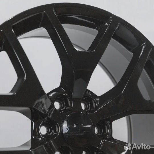 Литые диски R22 на Cadillac Escalade