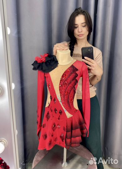 Платье, купальник для фигуристов и гимнастов