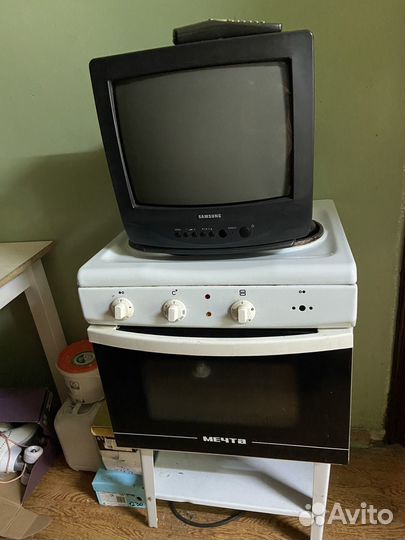 Пылесосы,электрическая плита, телевизоры