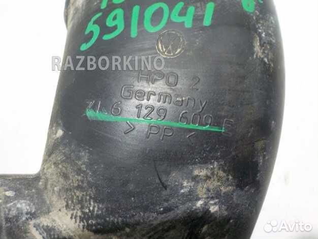 Воздухозаборник двигателя