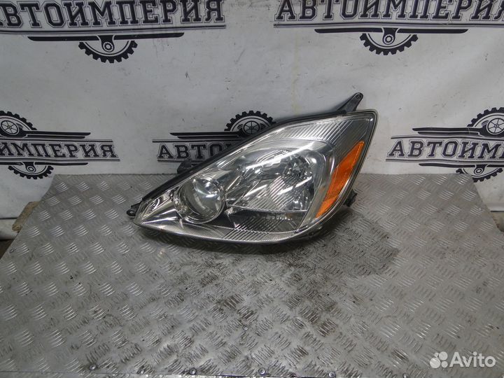 Фара левая Toyota Sienna 2 2005 3.3