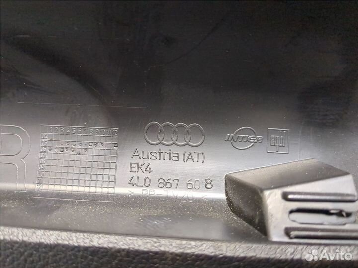 Обшивка пространства багажника Audi Q7, 2007