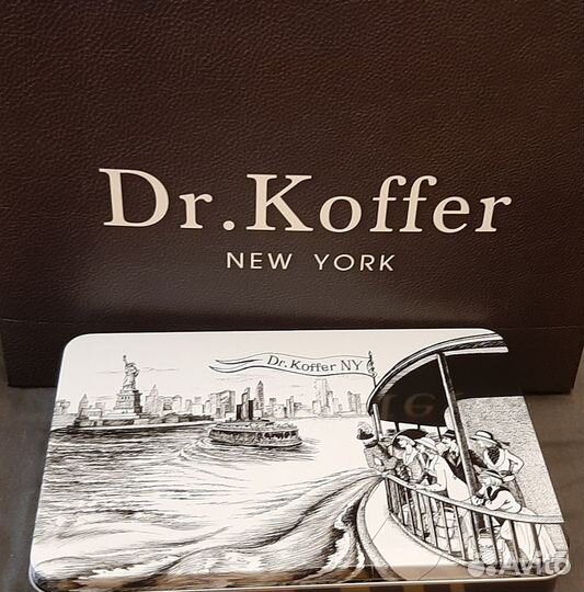 Обложка для документов/паспорта Dr.Koffer оригинал