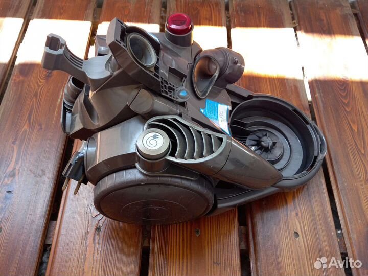 Профессиональный ремонт пылесосов Dyson Дайсон