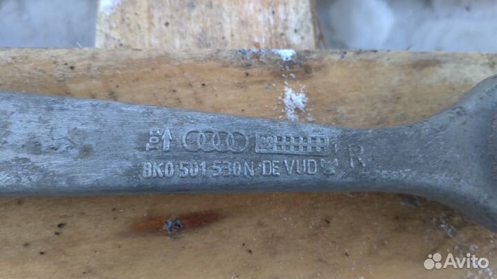 Рычаг задний правый Audi A4 B8 1.8 T 2009