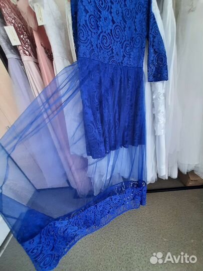 Вечернее платье