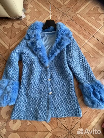 Дизайнерский вязаный костюм