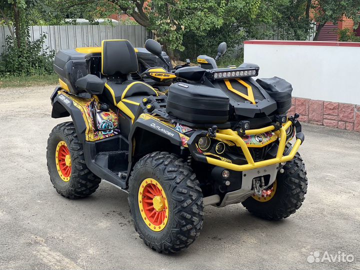 BRP Outlander 1000 xt-p max