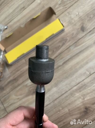 Тяга рулевая Nissan Primera P12